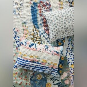 Rosalind Shams, Set of 2